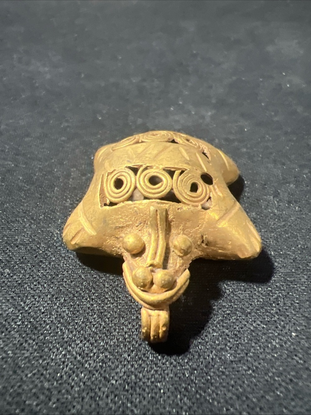 TUMBAGA Gold & Copper Alloy Zoomorphic Figurine/Pendant Columbian Art